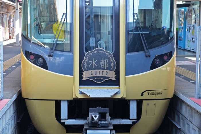 柳川観光列車《水都》で水の都・柳川へ。“時代と季節を巡る旅”へ出かけ
