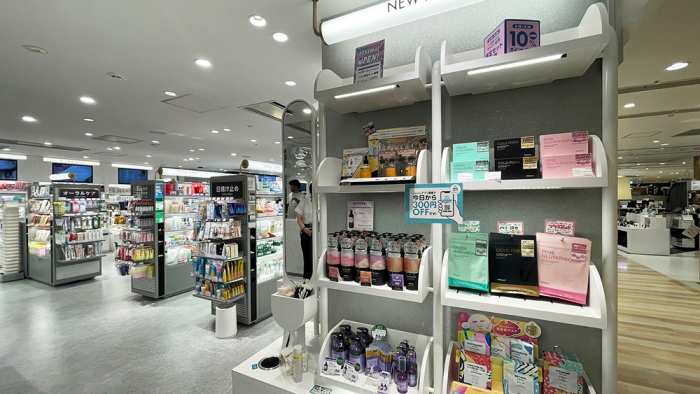 プチプラからデパコスまで！すべて試せる＠cosme STOREアミュエストがすごい！ | 天神サイト