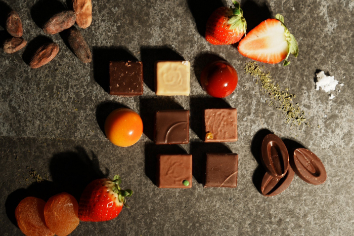 チョコレートコスモスの秋リース～How to decorate a chocolate