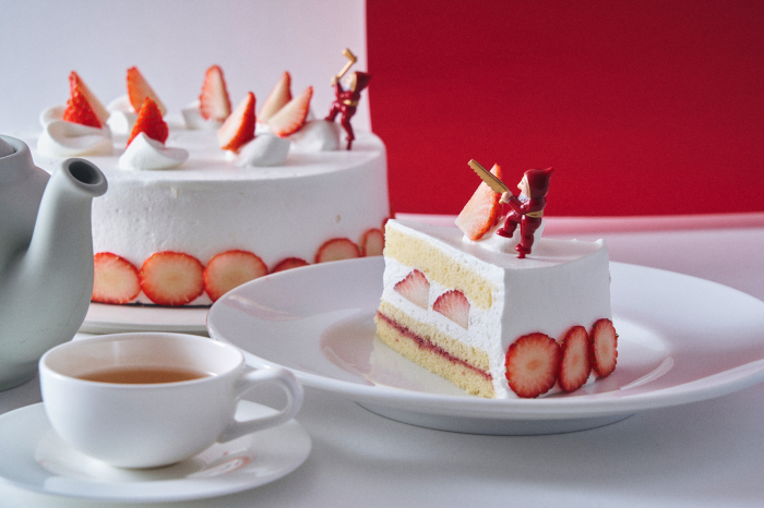 ホールケーキを“ひとりじめ”♪ショートケーキ風に仕立てたパンケーキ