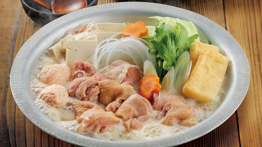 水炊きを筆頭に 博多の名物料理や人気の鶏料理が集結 天神サイト