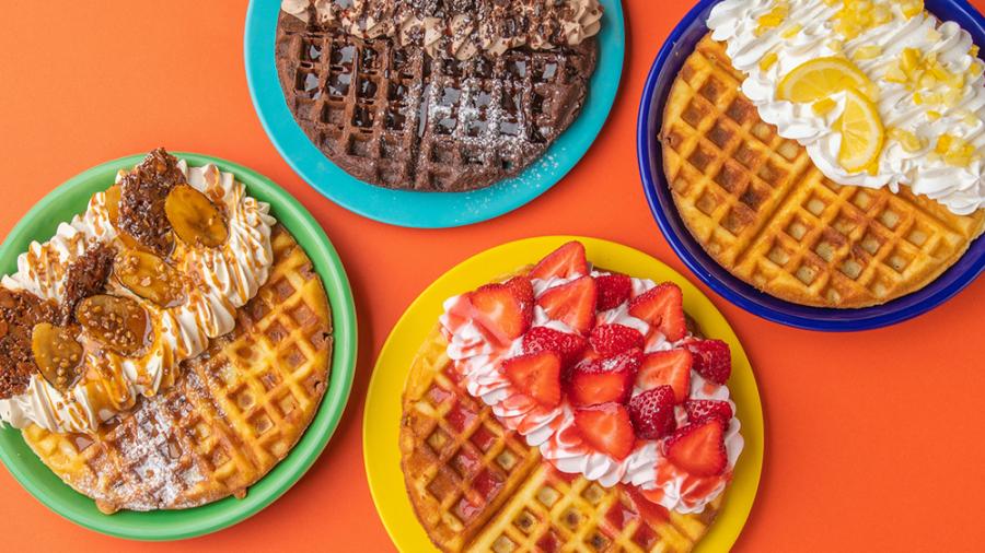 折りたたんで食べる ホイップあふれる新感覚の韓国風屋台ワッフル 天神サイト