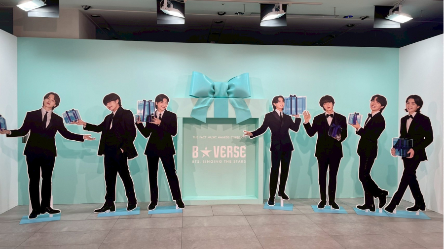 BTSを＜最前列超え＞で体感するTHE FACT MUSIC AWARDS